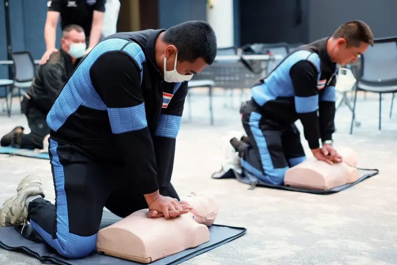 พลัสฯ ติวเข้มการปฐมพยาบาลขั้นพื้นฐาน ด้วยหลักสูตรระดับสากล ย้ำมาตรฐานความปลอดภัย360องศา ให้ลูกบ้านอุ่นใจ พร้อมช่วยเหลือสังคม