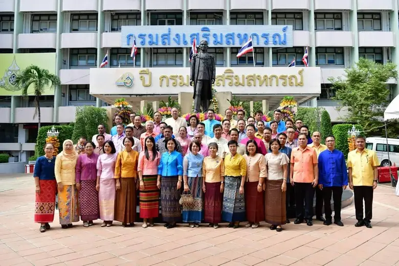 นายฉกรรจ์ แสงรักษาวงศ์ ประธานที่ปรึกษารัฐ...