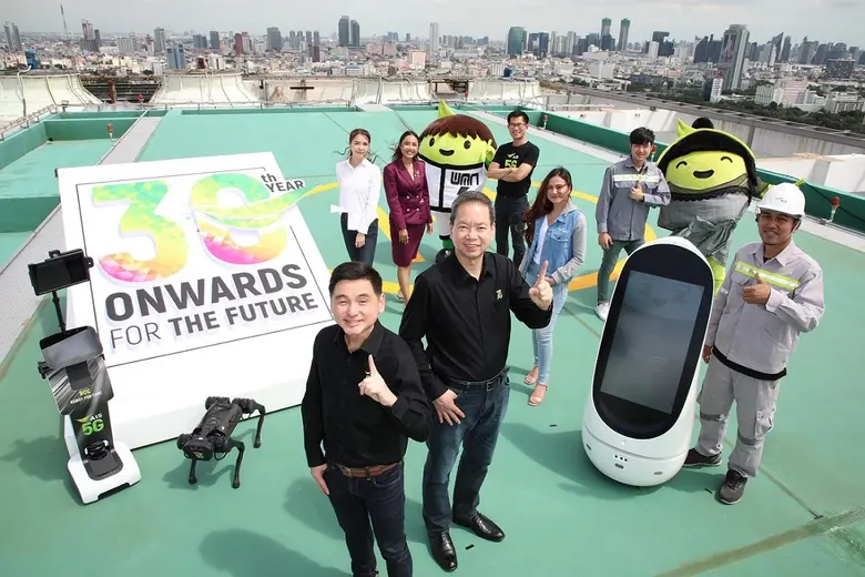 ครบรอบ 30 ปี เอไอเอส เครือข่ายที่มุ่งมั่น...