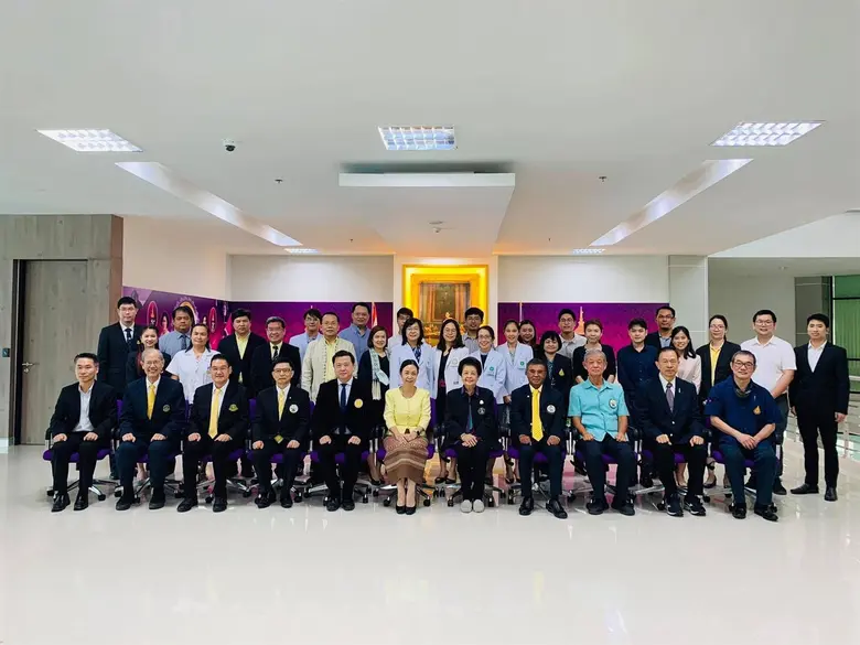 วันจันทร์ที่ 5 ตุลาคม 2563 อธิการบดีมหาวิ...