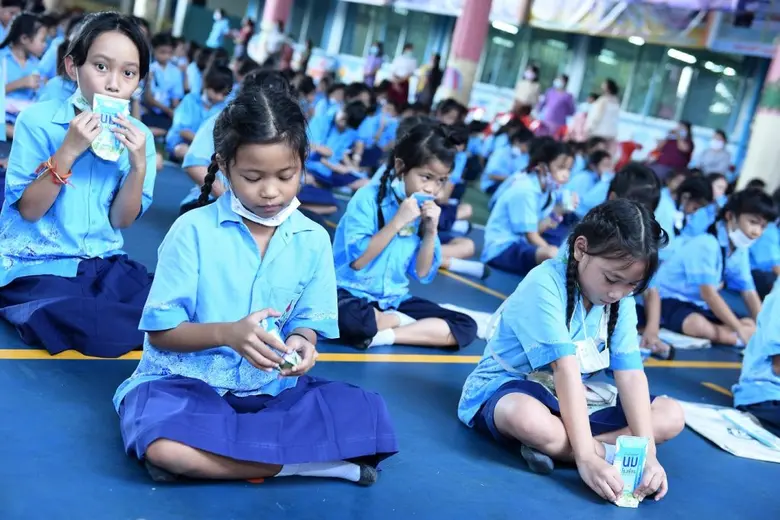 เต็ดตรา แพ้ค จัดงาน “สัปดาห์วันนมโรงเรียนสากล” ร่วมส่งเสริมภาวะโภชนาการในเด็กและการรีไซเคิลกล่องเครื่องดื่ม