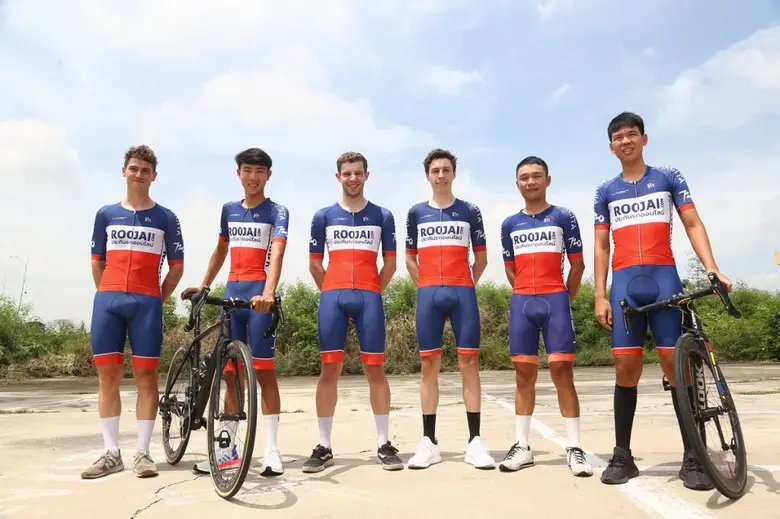 ทีมจักรยาน “Roojai.com” เปิดตัว 6 นักปั่น พร้อมสู้ศึกรายการใหญ่แห่งปี ทัวร์ ออฟ ไทยแลนด์