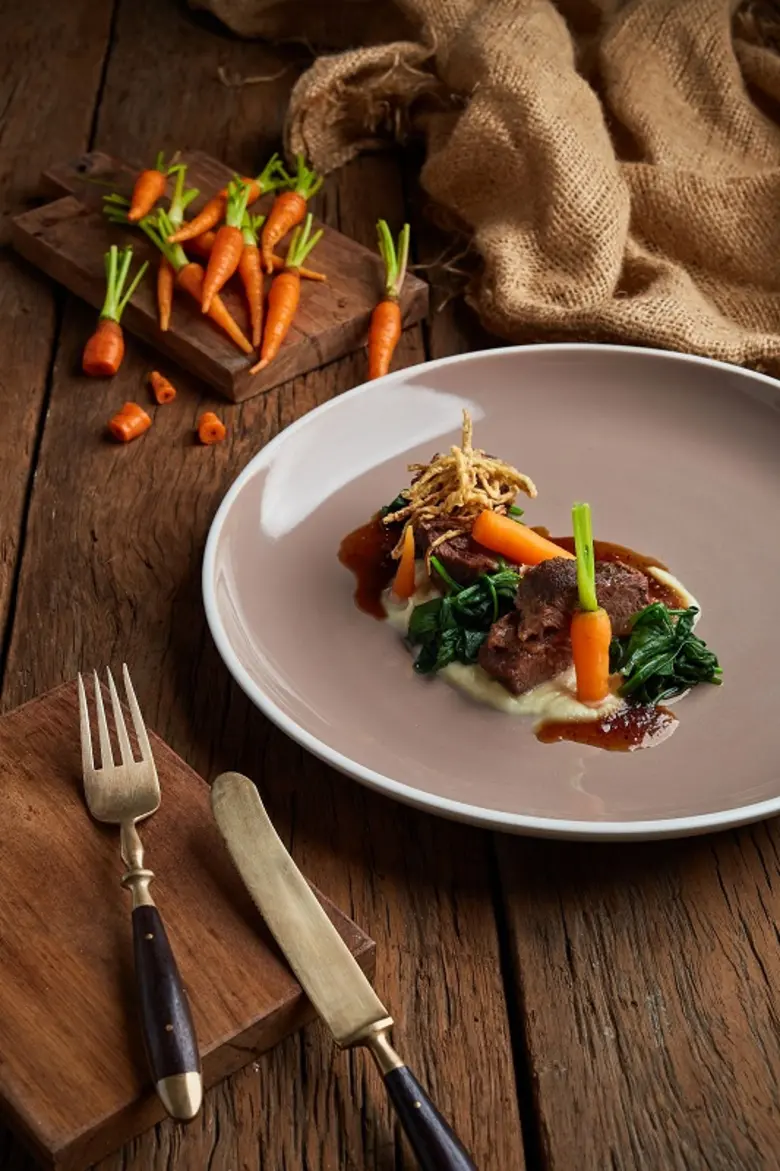 โรงแรมโซ โซฟิเทล หัวหิน ประกาศแต่งตั้งเอ็กเซ็กคิวทีฟเชฟคนใหม่ เชฟโทเบียส สวาสเซนต์ดอร์ฟี พร้อมนำทีมเชฟสร้างสรรค์เมนูอาหารรสเลิศ