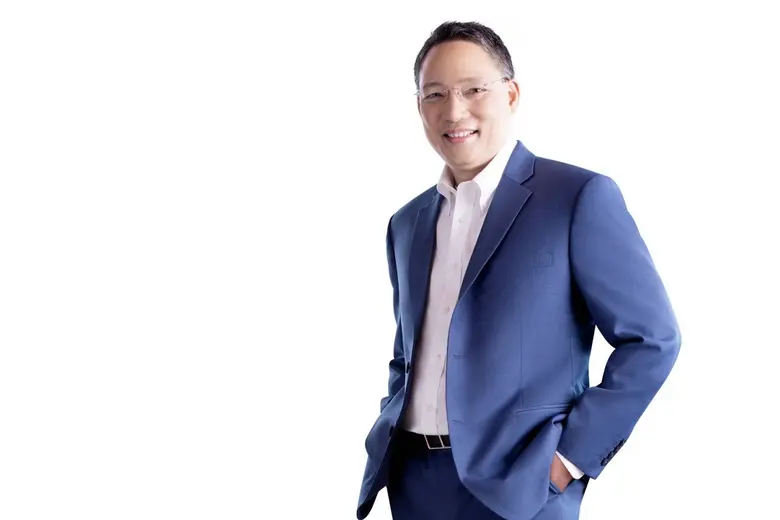 นายผยง ศรีวณิช กรรมการผู้จัดการใหญ่ ธนาคา...