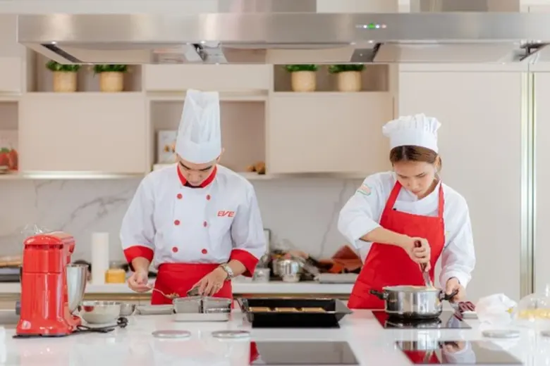 EVE เปิดตัวโชว์รูมแรกอย่างเป็นทางการ รองรับลูกค้าใจกลางนวมินทร์ @ EVE โชว์รูมนวมินทร์ 51