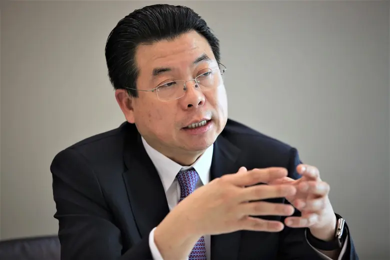 นายวิรัตน์ เอื้อนฤมิต ประธานเจ้าหน้าที่บร...