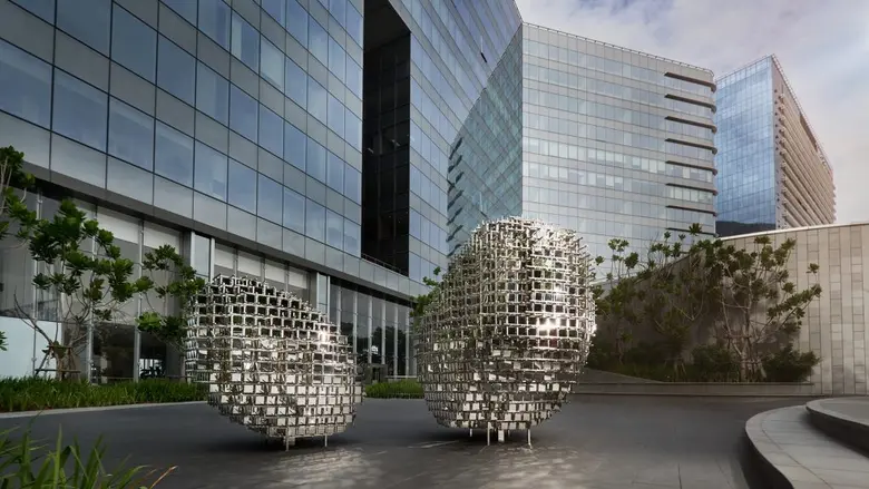 เผยโฉม “The PARQ Collection (เดอะ ปาร์ค คอลเลคชั่น)” มิติใหม่ของการใช้งานศิลป์เพื่อยกระดับการใช้ชีวิตในพื้นที่มิกซ์ยูส