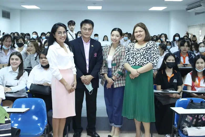 คณะศิลปศาสตร์ มหาวิทยาลัยศรีปทุม ชลบุรี จ...