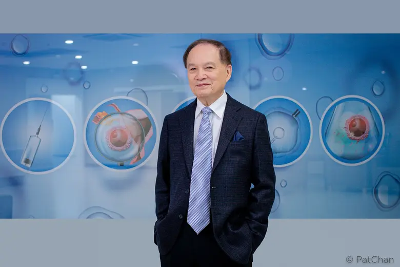 นายแพทย์บุญ วนาสิน ประธานกรรมการ บริษัท ธ...