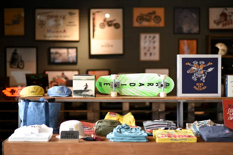 Deus Ex Machina ประเทศไทย เปิด Deus Pop-U...