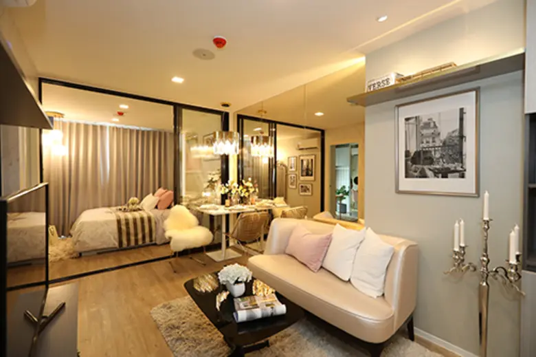 เหล่าสาวงามสุดว้าว เปิดห้อง “Golden Tiara” รางวัลคอนโดมิเนียม สำหรับผู้ครองมงกุฎมิสยูนิเวิร์สไทยแลนด์ 2020