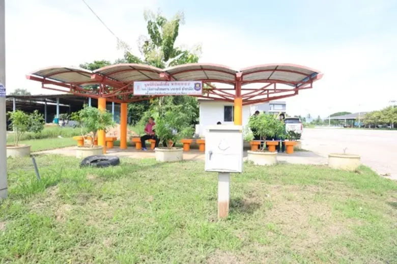 มูลนิธิป่อเต็กตึ๊ง ลุยพื้นที่ภาคใต้ มอบศาลาที่พักผู้โดยสารเพื่อเป็นสาธารณประโยชน์ ในพื้นที่จังหวัดประจวบคีรีขันธ์ ชุมพร และ นครศรีธรรมราช