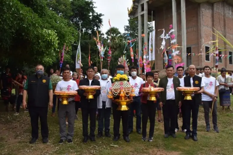 นางพรเพ็ญ วรวิลาวัณย์ ผู้อำนวยการองค์การอ...