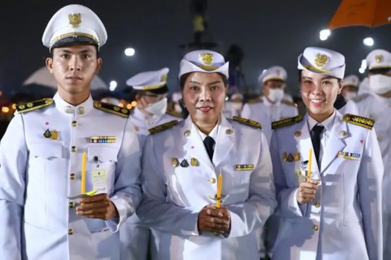 กระทรวงดิจิทัลฯ ร่วมพิธีจุดเทียนน้อมรำลึกในพระมหากรุณาธิคุณ เนื่องในวันคล้ายวันสวรรคต รัชกาลที่ 9