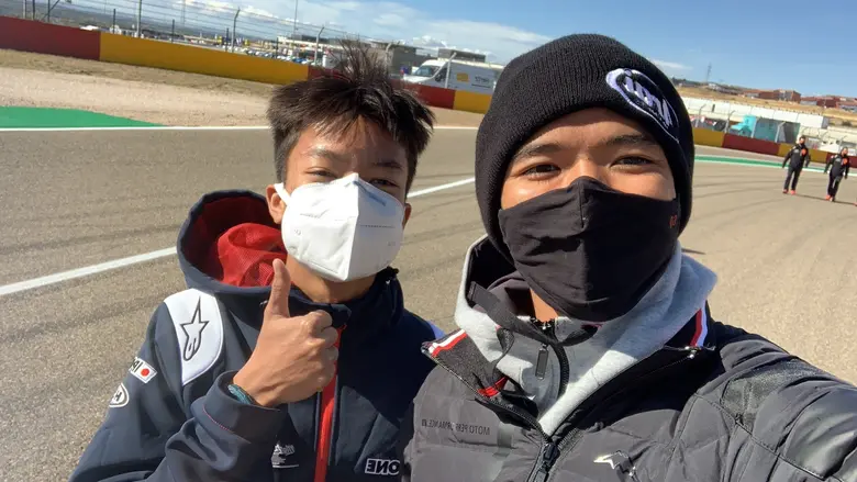 “ก้อง” สมเกียรติ จันทรา นักบิดหนึ่งเดียวข...