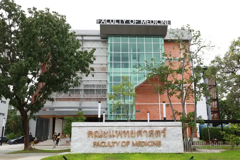 บำรุงราษฎร์ นำจุดแข็งการแพทย์มาตรฐานสากล ผนึกพระจอมเกล้าลาดกระบัง สร้าง “แพทย์นวัตกร” ยกระดับแพทย์อินเตอร์ รองรับการแพทย์ในระดับสากล