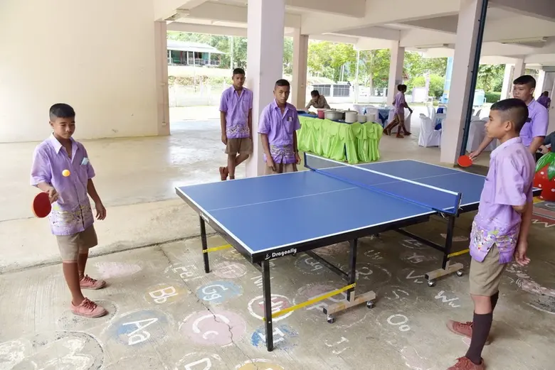 "ชลิต อินดัสทรี"  ร่วมสนับสนุนกิจกรรมโรงเรียนในจ.เพชรบุรี มอบอุปกรณ์การกีฬา พร้อมทุนการศึกษาและทุนอาหารกลางวัน