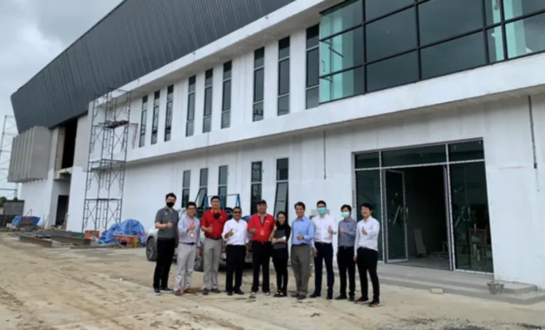 น.สพ.นันทพงษ์ พิบูลย์ ประธานเจ้าหน้าที่บร...