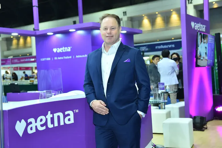 มร.เดเมียน เจ. เดลานีย์ กรรมการผู้จัดการ ...