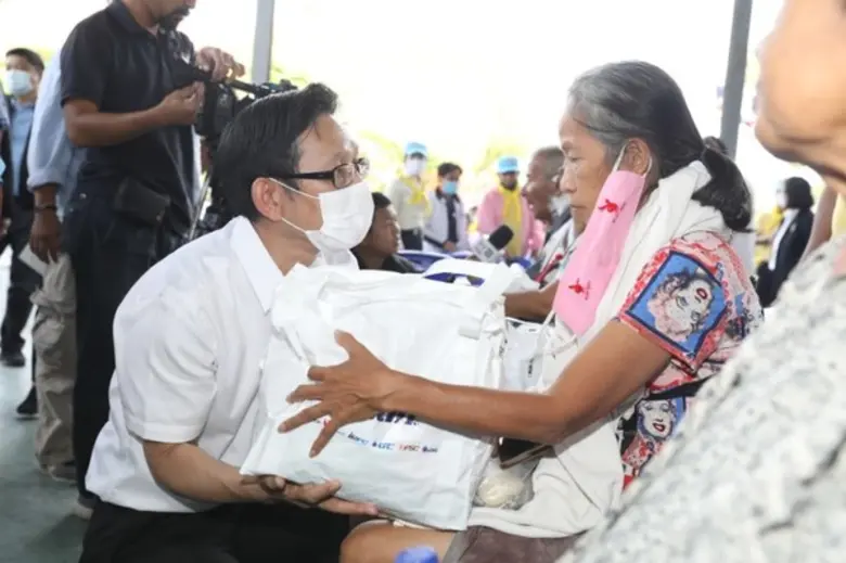 นายสุพัฒนพงษ์ พันธ์มีเชาว์ รองนายกรัฐมนตร...