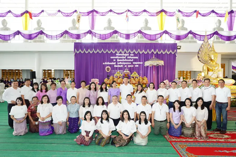 ธนาคารไทยพาณิชย์จัดพิธีถวายผ้ากฐินประจำปี...