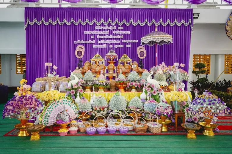 ธนาคารไทยพาณิชย์สืบทอดประเพณีที่สำคัญทางพระพุทธศาสนา จัดพิธีถวายผ้ากฐินประจำปี 2563 ณ วัดศาลพันท้ายนรสิงห์ จังหวัดสมุทรสาคร