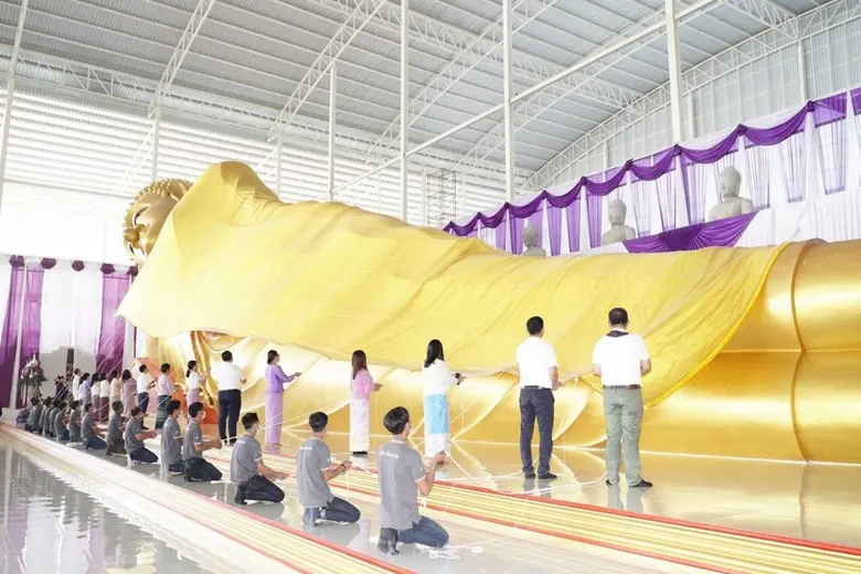 ธนาคารไทยพาณิชย์สืบทอดประเพณีที่สำคัญทางพระพุทธศาสนา จัดพิธีถวายผ้ากฐินประจำปี 2563 ณ วัดศาลพันท้ายนรสิงห์ จังหวัดสมุทรสาคร