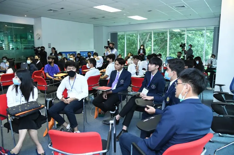 รมว.อุดมฯ พบผู้นำนักศึกษา 37 สถาบัน ลุยปฏิวัตินักวิจัยรุ่นใหม่ที่เก่งทั้งศาสตร์และศิลป์