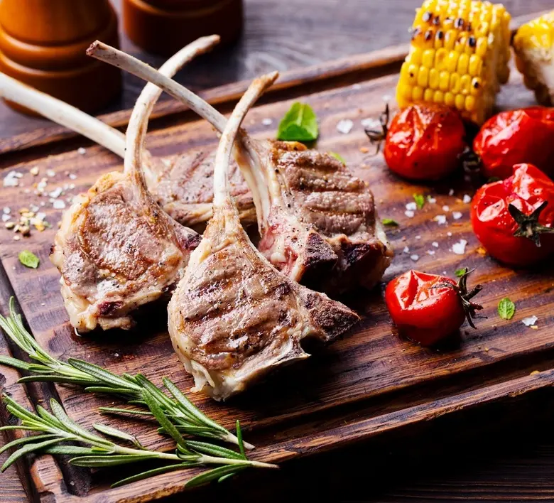 โรงแรมเซ็นทาราแกรนด์ แอท เซ็นทรัลพลาซา ลา...