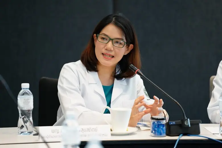 สถาบันโรคผิวหนัง และคณะแพทยศาสตร์ โรงพยาบาลรามาธิบดี ชวนมาทำความรู้จักและเข้าใจ "โรคสะเก็ดเงินเป็นมากกว่าโรคทางผิวหนัง"