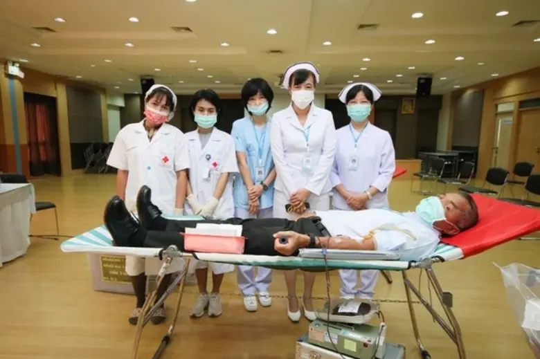 โรงพยาบาลหัวเฉียว ร่วมกับ สภากาชาดไทย จัด...