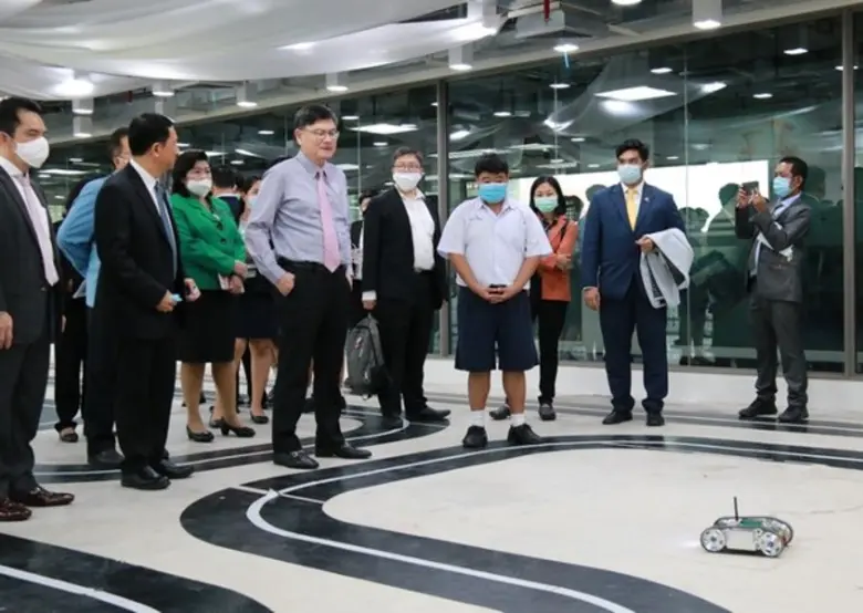 รองศาสตราจารย์ ดร.คุณหญิงสุมณฑา พรมหมบุญ ...