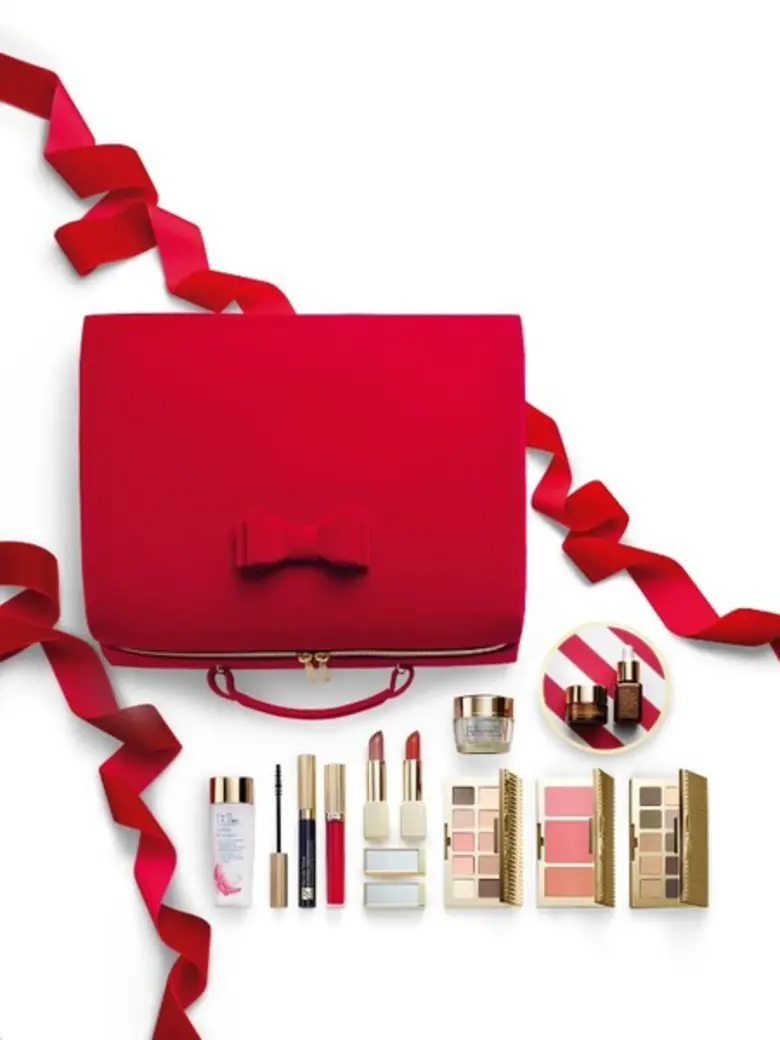 "Color of Siam" ไอเท็มบิวตี้ฮอตแบรนด์ดัง ยกทัพเสิร์ฟความงามให้กับสาวๆ ฉลองเทศกาลแห่งความสุขช่วงปลายปี ที่สยามเซ็นเตอร์ เมืองแห่งไอเดียที่ล้ำเทรนด์