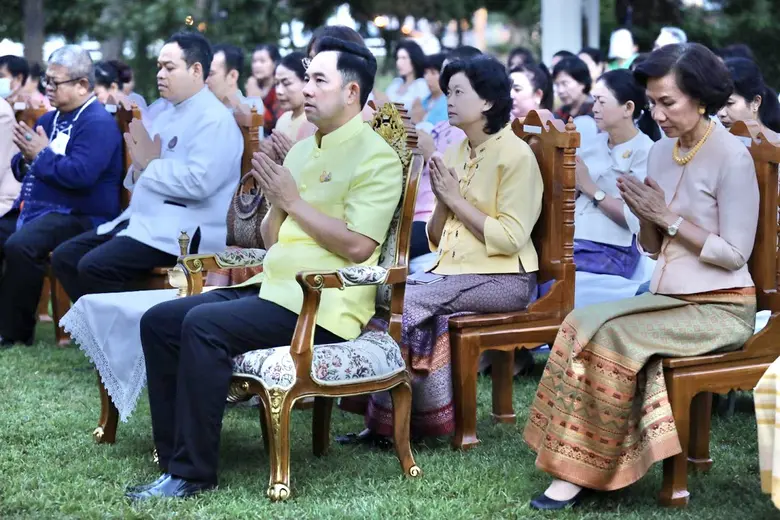 นายอิทธิพล คุณปลื้ม รัฐมนตรีว่าการกระทรวง...