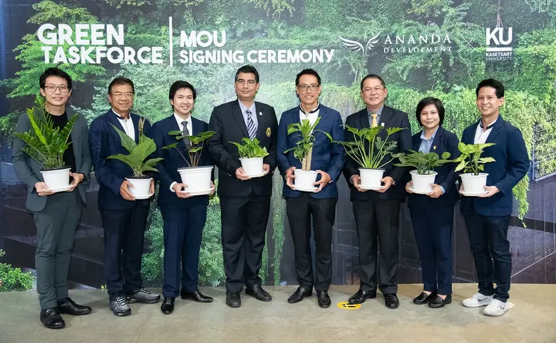 คุณชานนท์ เรืองกฤตยา ประธานเจ้าหน้าที่บริ...