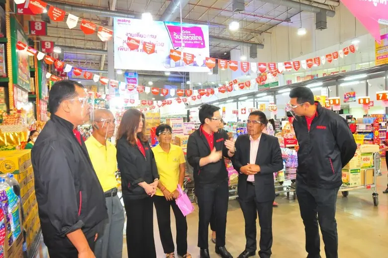 แม็คโคร ลงใต้จัดงาน "วันโชห่วยไทย ชี้ช่องรวย โชห่วยไทย วิถีใหม่" สร้างรายได้ เพิ่มกำไร ช่วยโชห่วย จ.สุราษฎร์ธานี