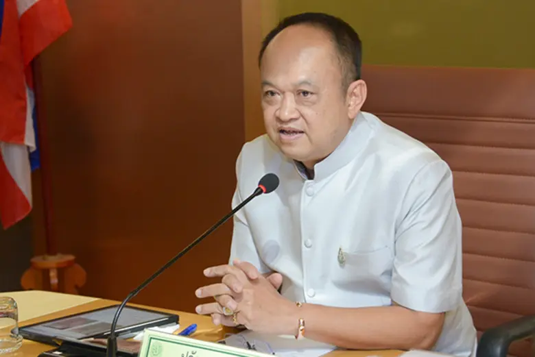 ดร.ทองเปลว กองจันทร์ ปลัดกระทรวงเกษตรและส...