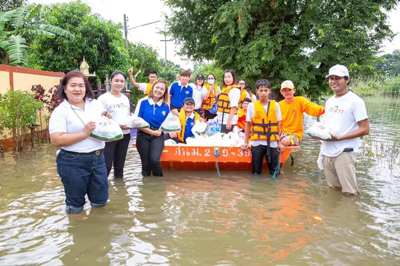 ซีพีแรม เร่งส่งมอบกำลังใจ และอาหารเพื่อบรรเทาความเดือดร้อนจากอุทกภัย แก่พี่น้องชาวอำเภอเฉลิมพระเกียรติ จังหวัดนครราชสีมา อย่างต่อเนื่อง