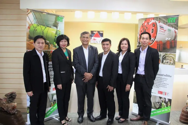 นายชวลิต ถนอมถิ่น ประธานเจ้าหน้าที่บริหาร...