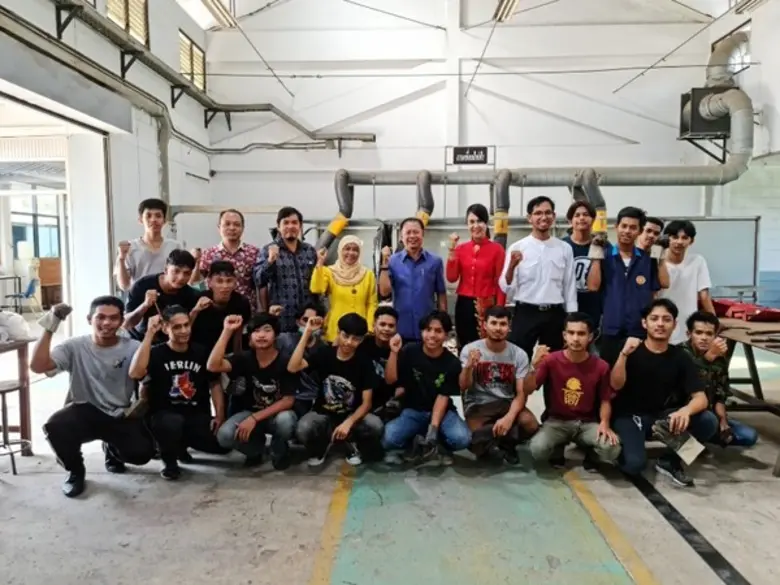 นายสุชาติ เงินสุข ผอ.สถาบันพัฒนาฝีมือแรงงาน 23ปัตตา...