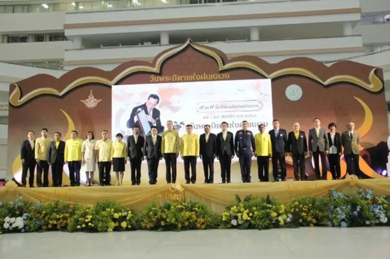 ร้อยเอกธรรมนัส พรหมเผ่า รัฐมนตรีช่วยว่ากา...