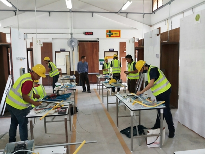 สำนักงานพัฒนาฝีมือแรงงานสมุทรสงคราม ดำเนิ...