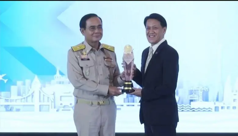 อ.ส.ค.แกร่งท้าชนวิกฤติโควิด-19 ปีนี้ปักธงคว้ามาได้อีกรางวัลรัฐวิสาหกิจดีเด่น 6 ปีซ้อน