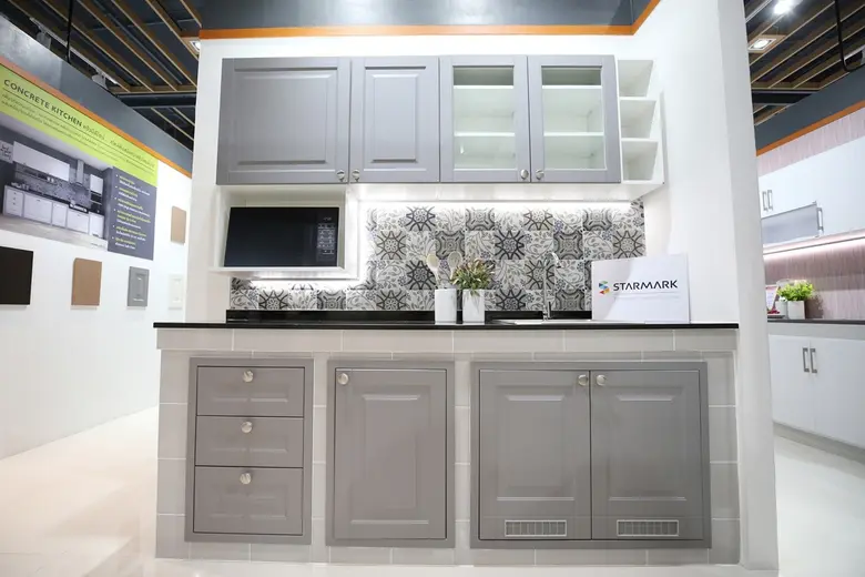 "สตาร์มาร์ค" ผู้นำด้านการสร้างสรรค์ชุดครั...