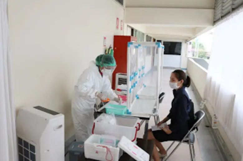 เครือเมเจอร์ซีนีเพล็กซ์ เข้าตรวจโควิด-19 ที่ รพ.ลานนา