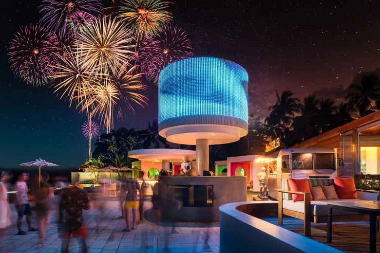 อนันตรา, อวานี พลัส และ ซีน บีช คลับ สุดฮ...