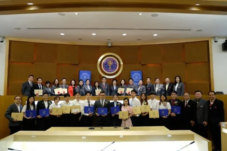 SRIPATUM DYNAMIC UNIVERSITY โชว์ศักยภาพทา...