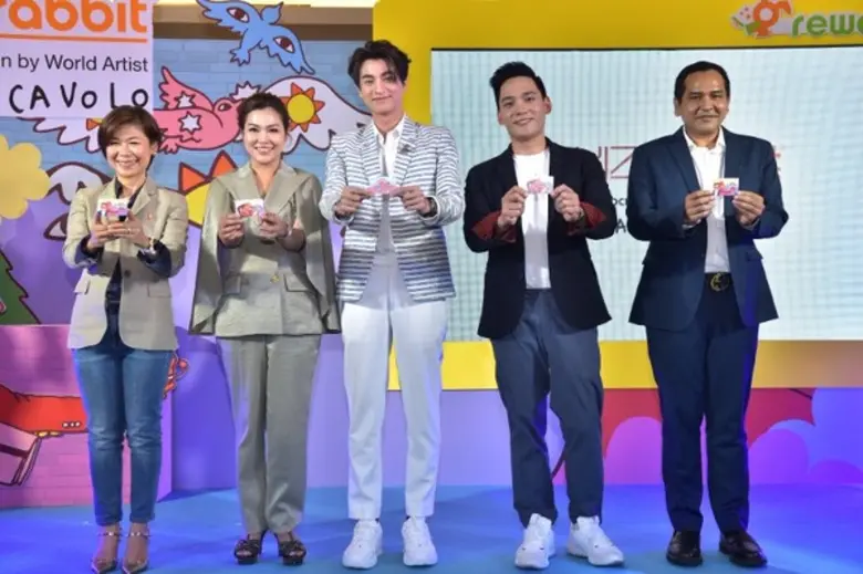 สยามพิวรรธน์ผนึกกำลังพันธมิตรขุมพลังแห่งฐานลูกค้า เปิดตัวบัตร VIZ Rabbit Card ครั้งแรกของโลกค้าปลีก
