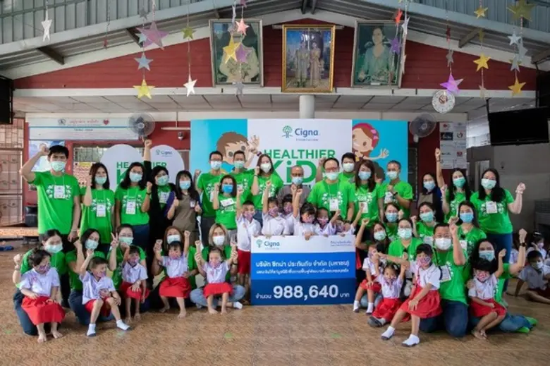 บมจ.ซิกน่า ประกันภัย นำโดย นายธีรวุฒิ สุธ...