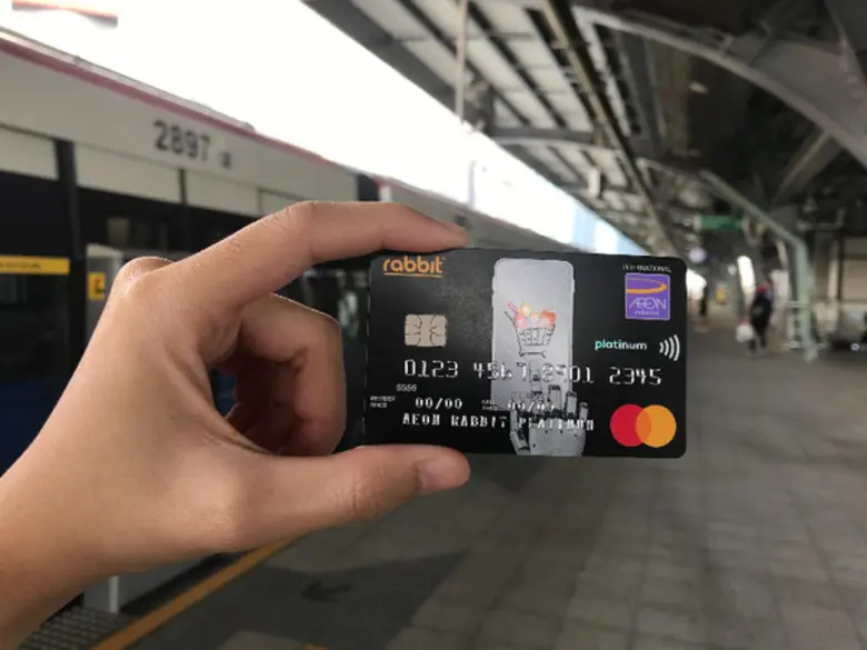 'บัตรเครดิตอิออน แรบบิท แพลทินัม' ชูคอนเซ็ปต์ 'เติมเงินง่าย-ได้เงินคืน'